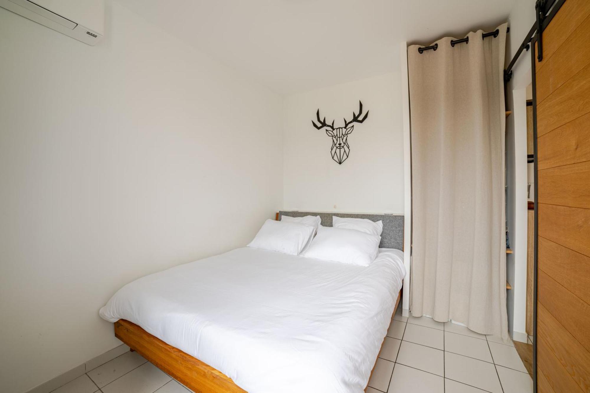 Cocon Comfortable Vue Mer, Clim Et Parking ซานารี-ซูร์-แมร์ ภายนอก รูปภาพ